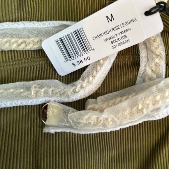 WeWoreWhat Chain High Rise Ribbed Green Leggings NWT Sz Medium Gold Chain Detail - Picture 11 of 15